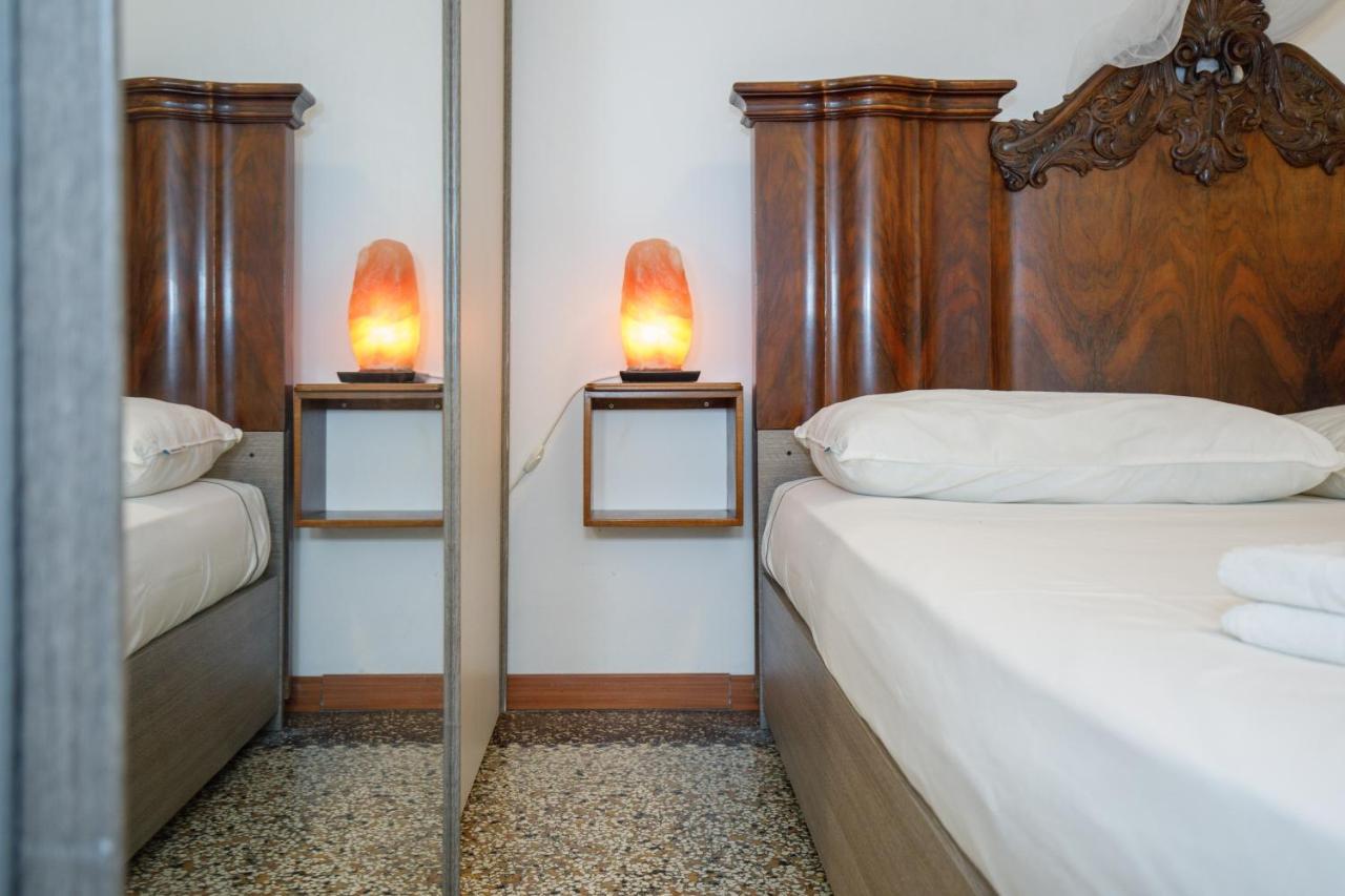 Gozzi House - Comoda Casa - Free Parking - Easy To Venice! Местре Экстерьер фото