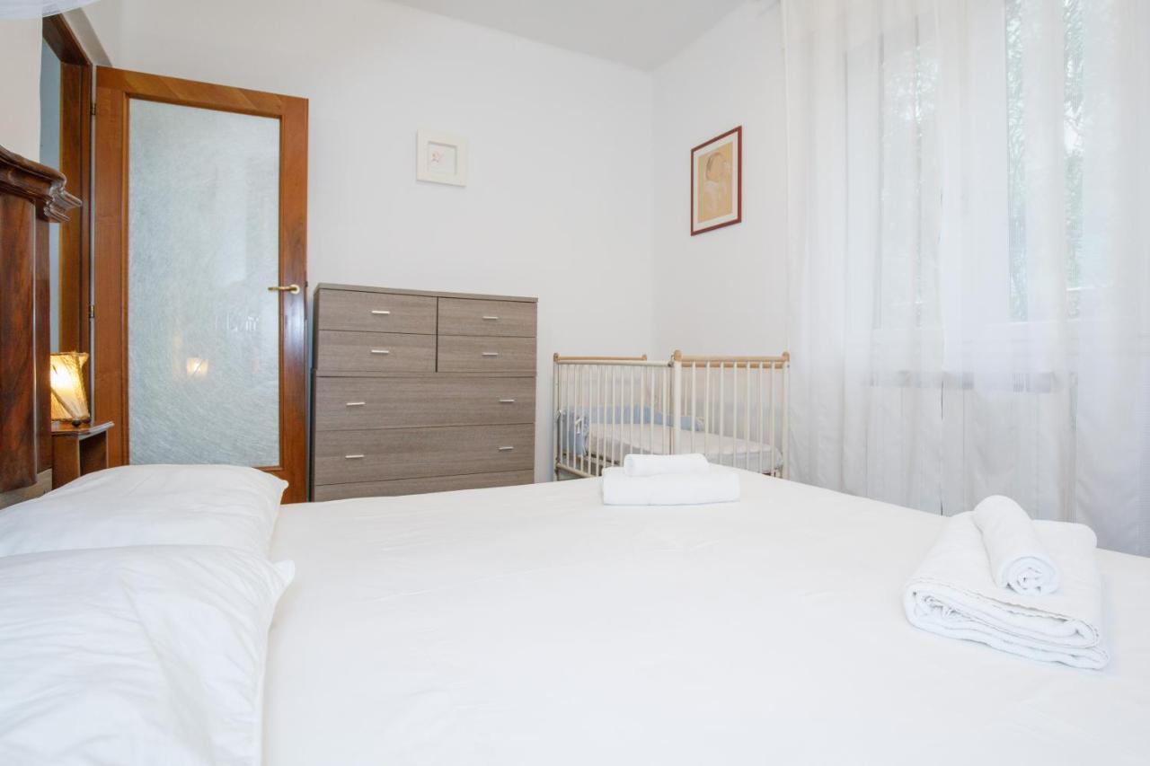 Gozzi House - Comoda Casa - Free Parking - Easy To Venice! Местре Экстерьер фото