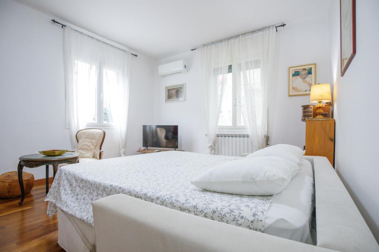 Gozzi House - Comoda Casa - Free Parking - Easy To Venice! Местре Экстерьер фото