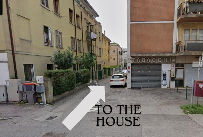Gozzi House - Comoda Casa - Free Parking - Easy To Venice! Местре Экстерьер фото